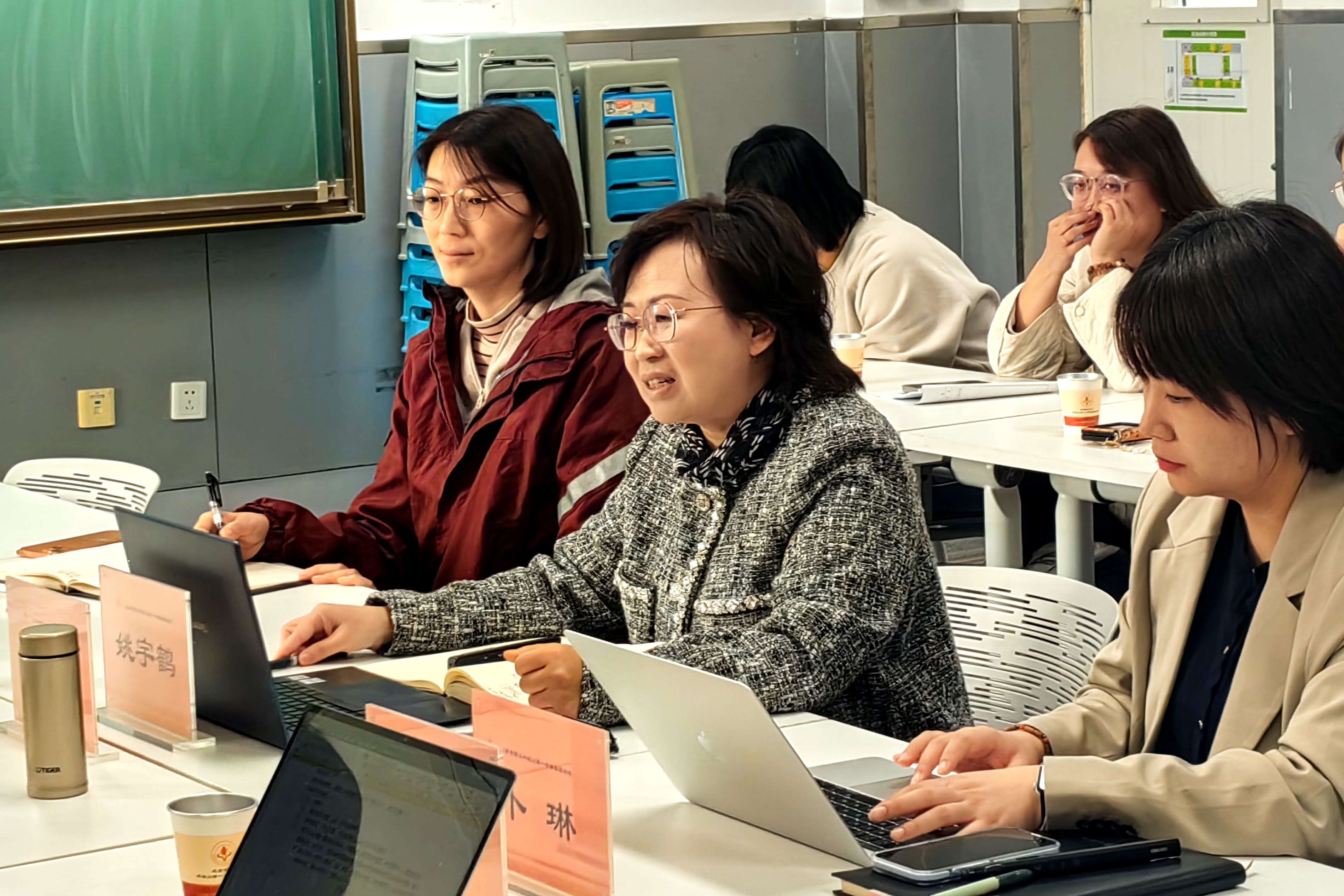 图2 学校党总支书记姚宇鹤介绍本项目的意义.jpg