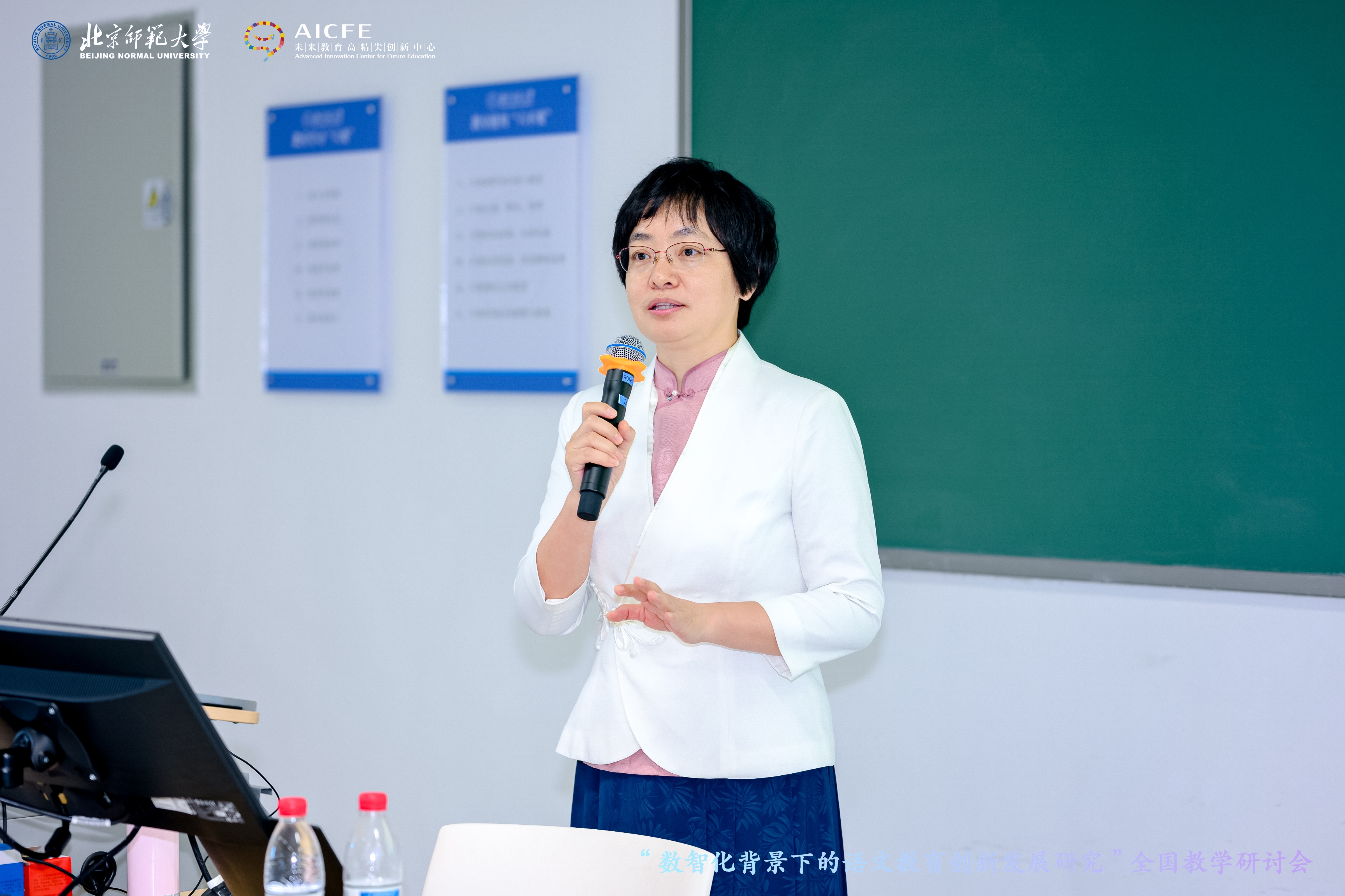 10吴娟1.jpg